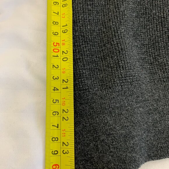 Banana Republic Mens Dark Grey Sweater - Picture 9 of 11